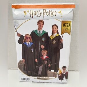 Simplicity Unisex Harry Potter Wizard Costume Pattern